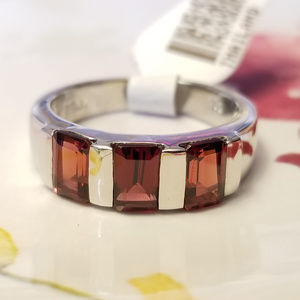 3 Stone Garnet Sterling Silver Unisex Ring NWT